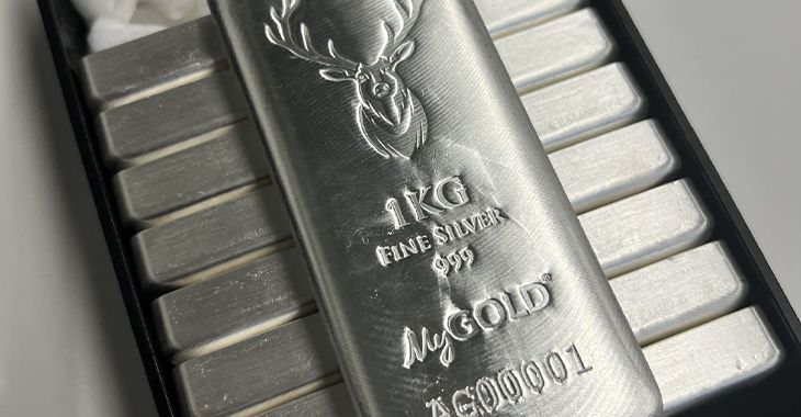 1kg 'Trophy Stag' Silver Bars