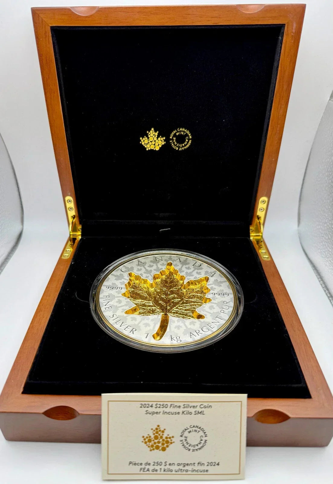 SUPER INCUSE SILVER MAPLE LEAF 1 Kilo Silver Coin Canada 2024